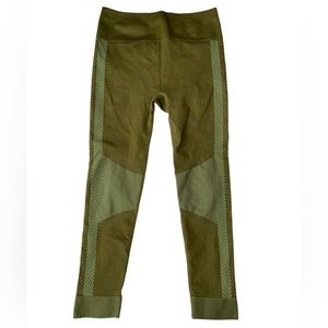 Fabletics High-Waisted Seamless Green Leggings Womens L